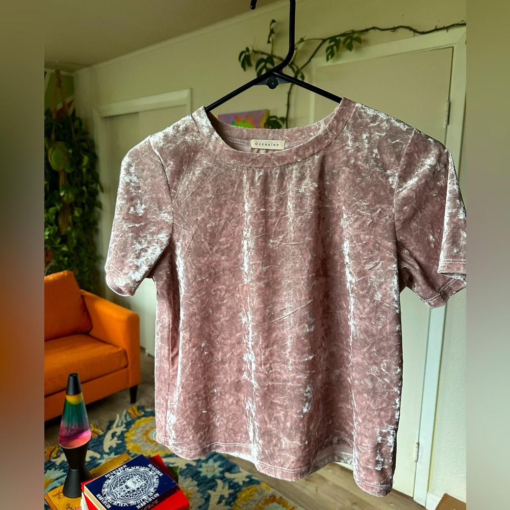 Occasion pink velvet top